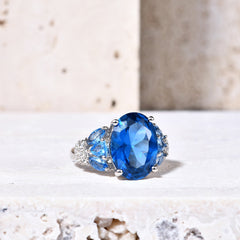 Side view gallery and band of S925 blue spinel cocktail ring — Verse & Hue Jewelry