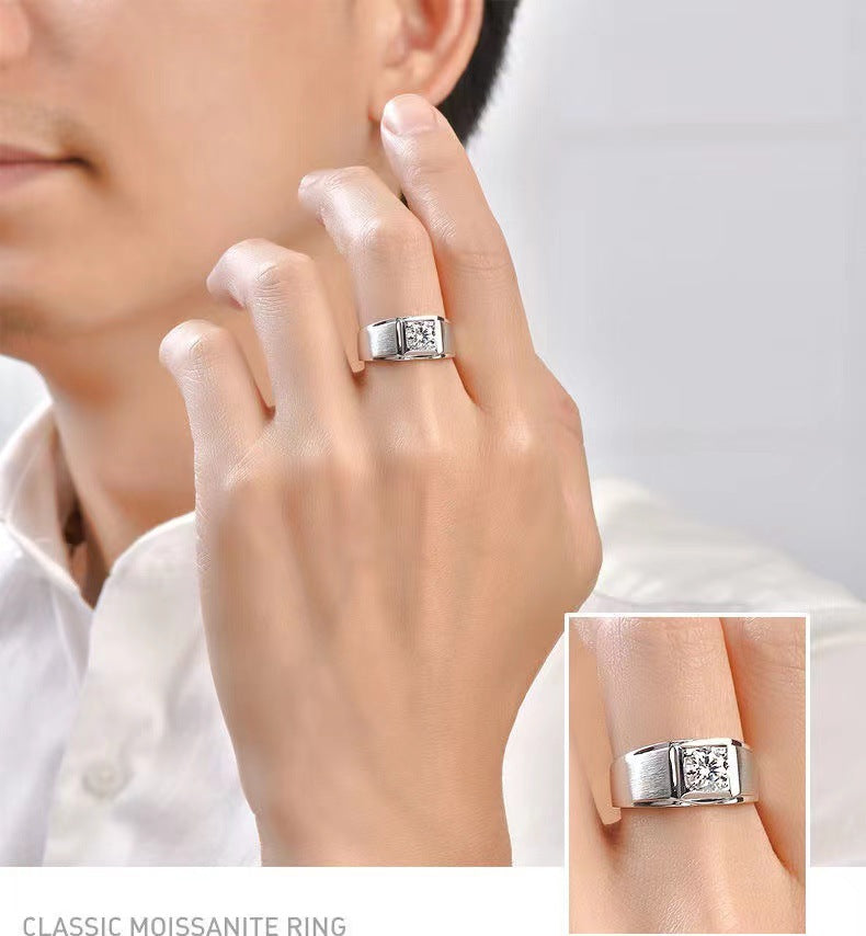 Platinum men’s ring with 1ct round moissanite stone