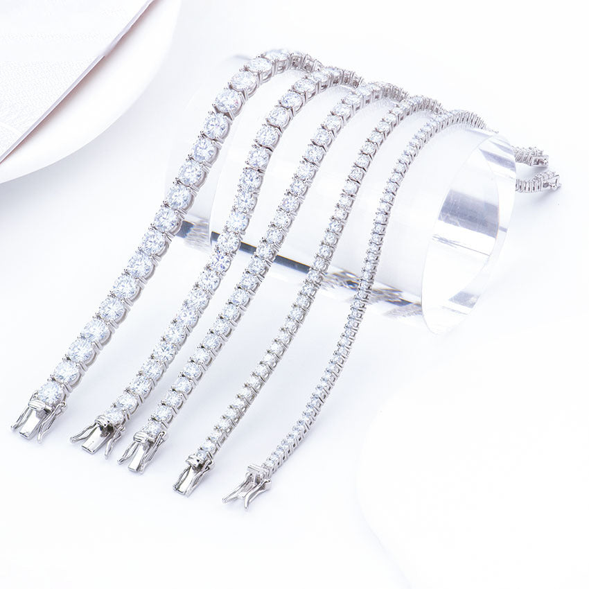 S925 sterling silver Moissanite tennis bracelet with full pavé setting in 2mm to 6mm sizes